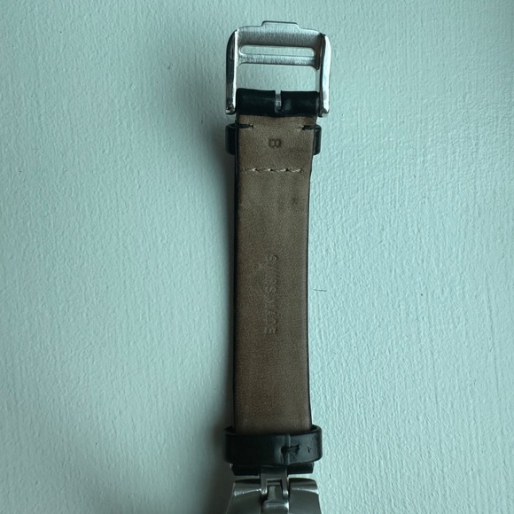 Baume and Mercier Linea Ladies Watch - Picture 4 of 15